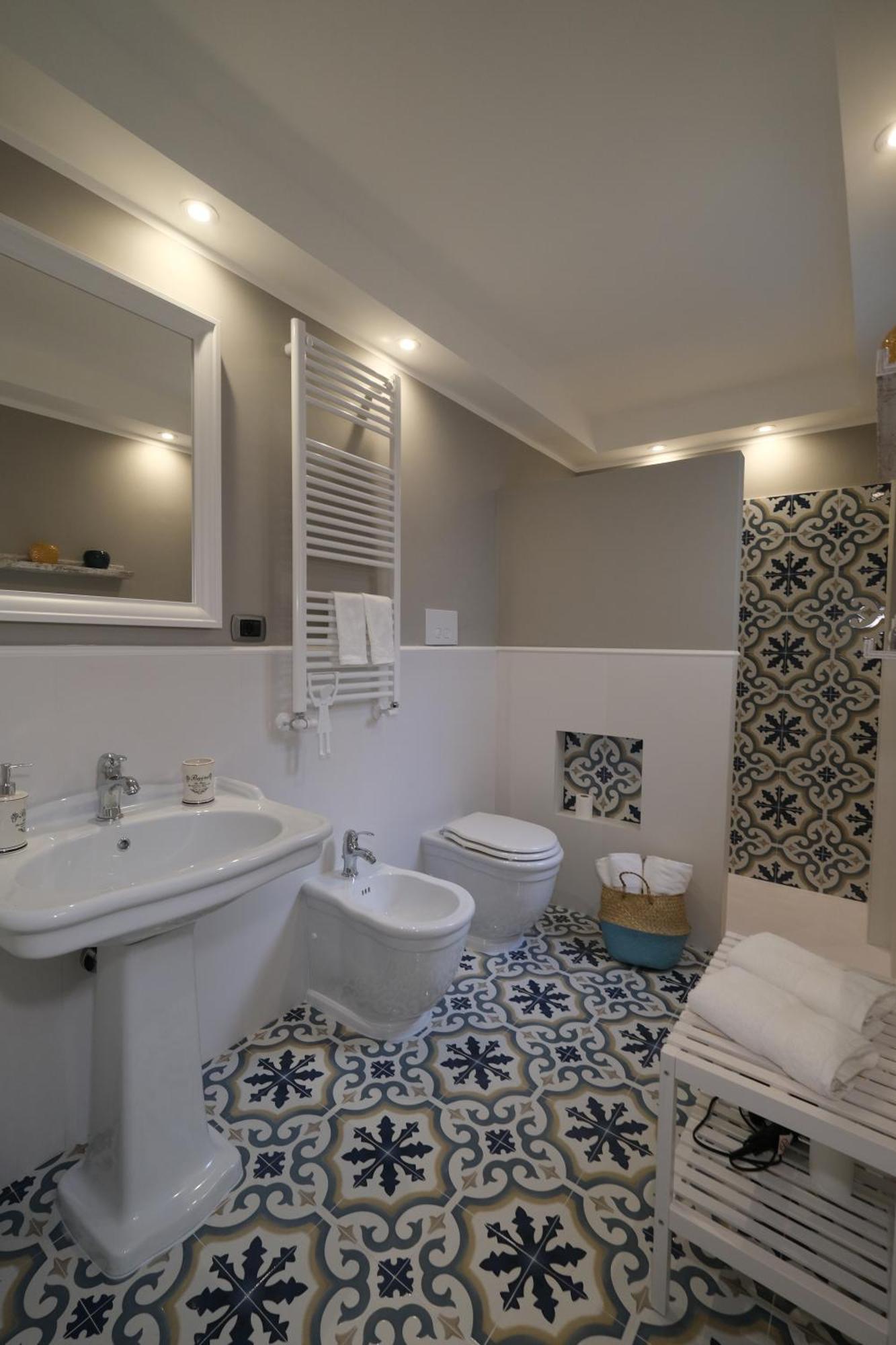 Il Poggiolo Fiorito Hotel Tarente Buitenkant foto