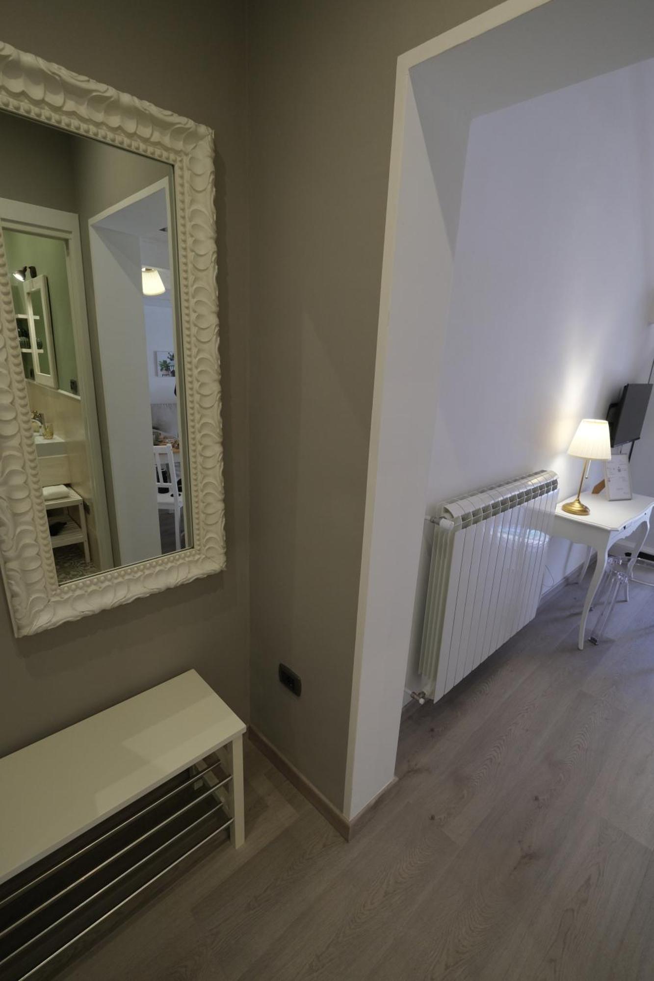 Il Poggiolo Fiorito Hotel Tarente Buitenkant foto