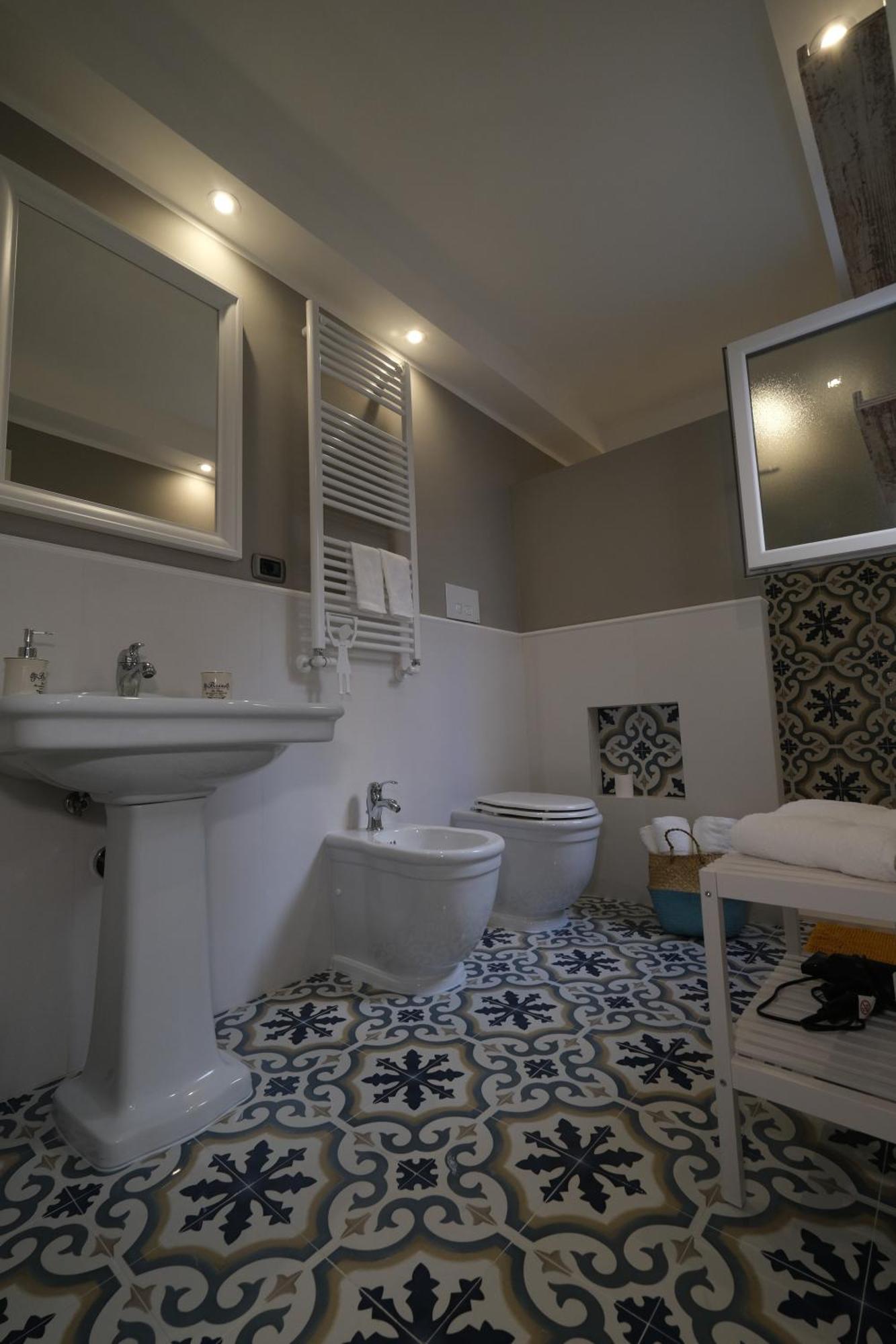 Il Poggiolo Fiorito Hotel Tarente Buitenkant foto